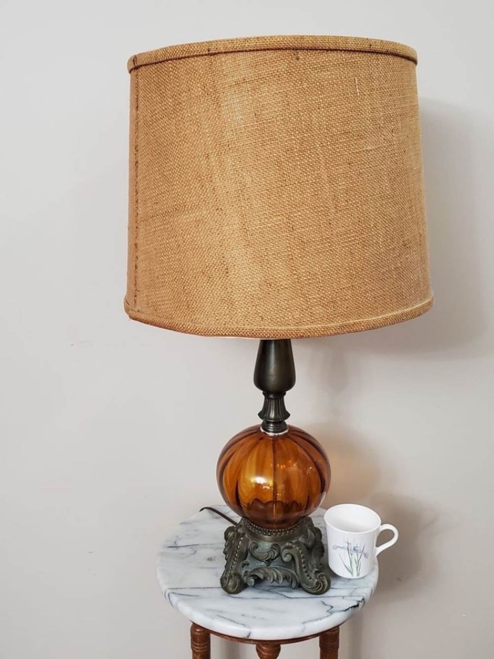 VINTAGE 70’s Elegant Rustic Lamp 28.5” tall